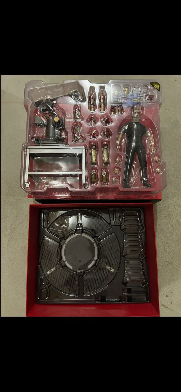 Hot Toys Figuren: Tony Stark Hot Toys – Gebraucht aus Rorschacherberg von fil_g9wg 2