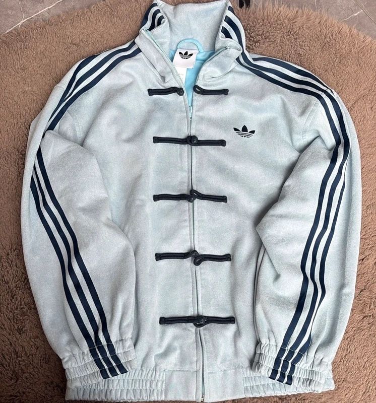 Adidas Vestes: Adidas Chinese New Year Jacke  – Neuf (Voir description) à Allschwil par ale_99l7