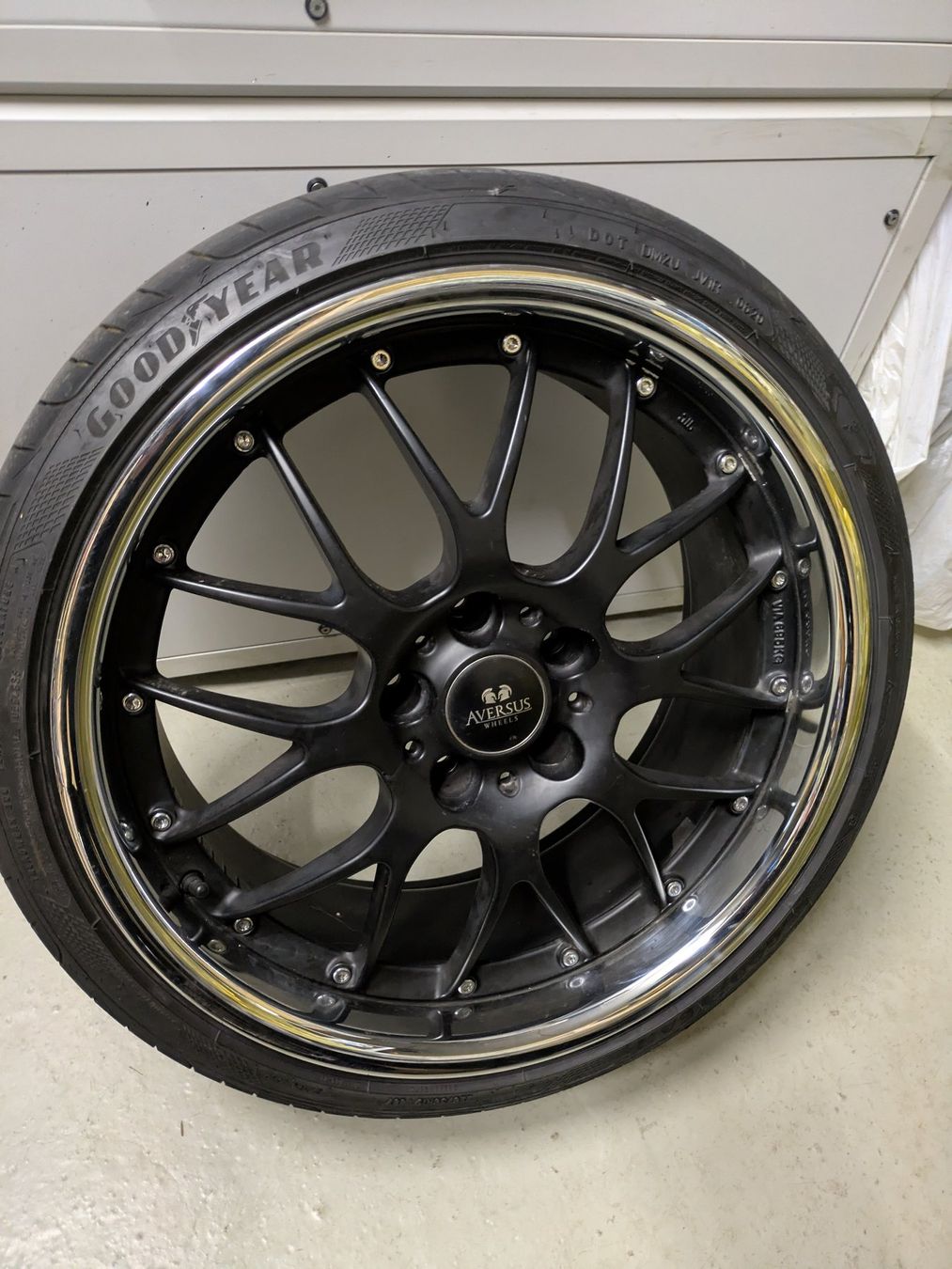 Aversus Cerchioni: Aversus LMR164 8.5 x 19 – Usato da Savagnier venduto da shop.of.rais 3