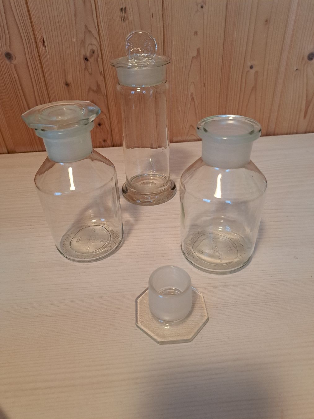 Verres:   3 Apothekergläser mit Stopfen . – D'occasion à Schöftland par bea_k5lj