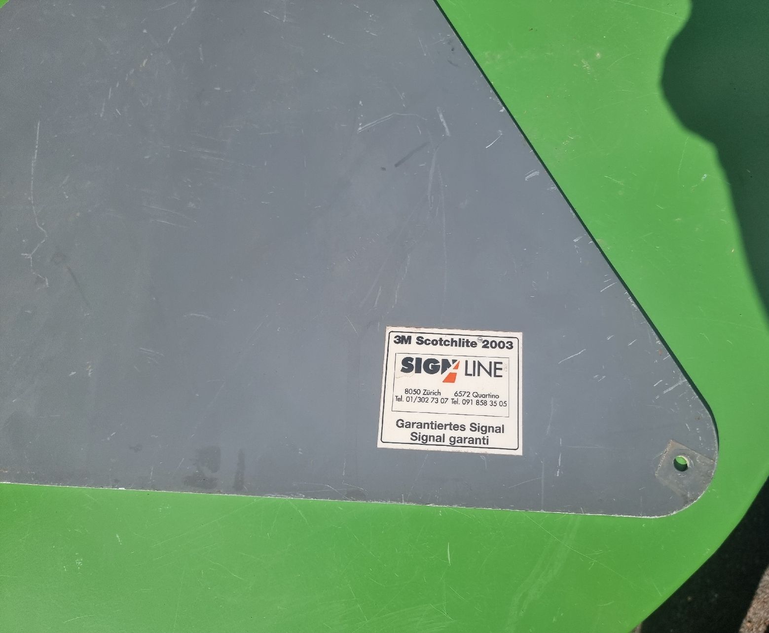 Insegne: Schulweg Warnschild 3M Scotchlite 2003 retroreflektierend  – Usato da Berschis venduto da treedosha01 2