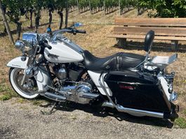 Harley Davidson FLHRC