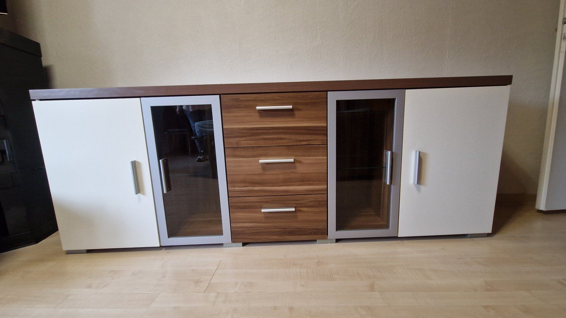 TV Möbel: Sideboard Holzoptik weiss Vitrine – Gebraucht aus Laufen von nostalgie0811