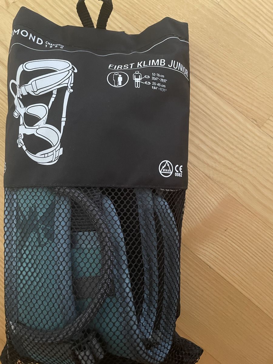 Attrezzatura da arrampicata: Klettergurt First Climb Junior neu und originalverpackt – Nuovo e nell'imballaggio originale da forch venduto da Draechli789 1