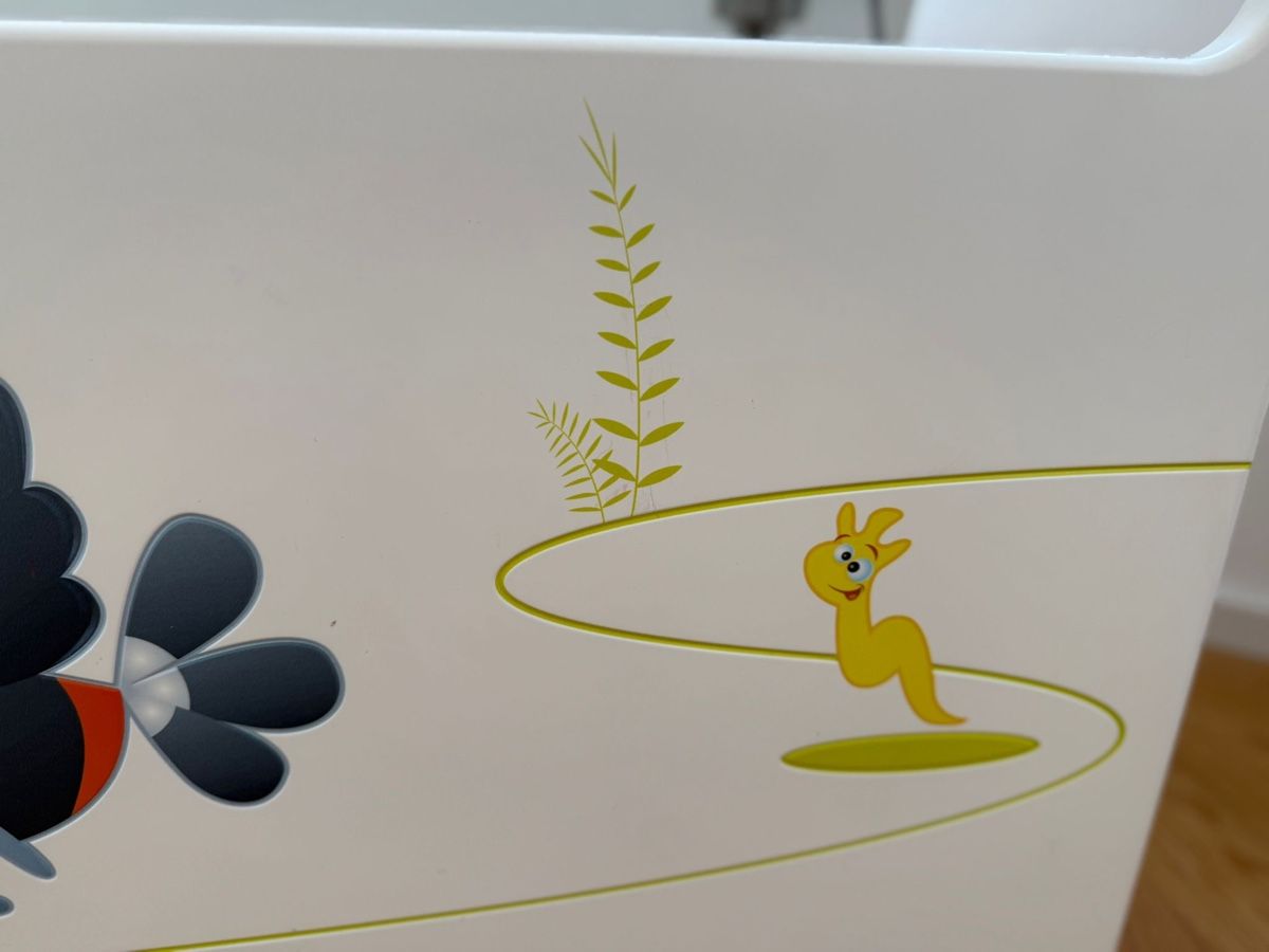 Truhen: Kindertruhe/Spieltruhe mit Tiermotiven, gut erhalten – Gebraucht aus Rapperswil SG von mar_mg5x 3