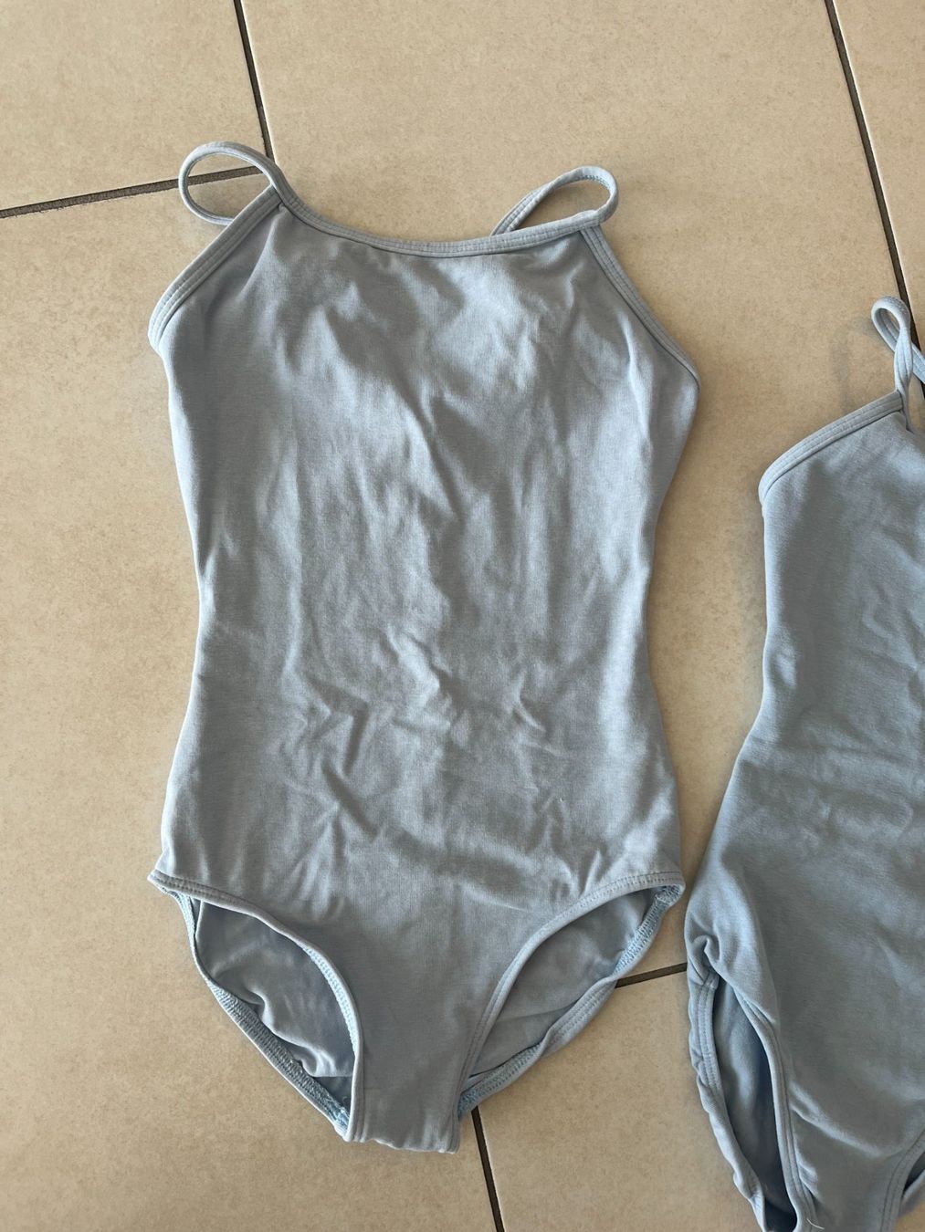 Scarpe, pantaloni & magliette da ginnastica: Balletbody hellblau für Mädchen – Usato da Küssnacht am Rigi venduto da icbicb 4