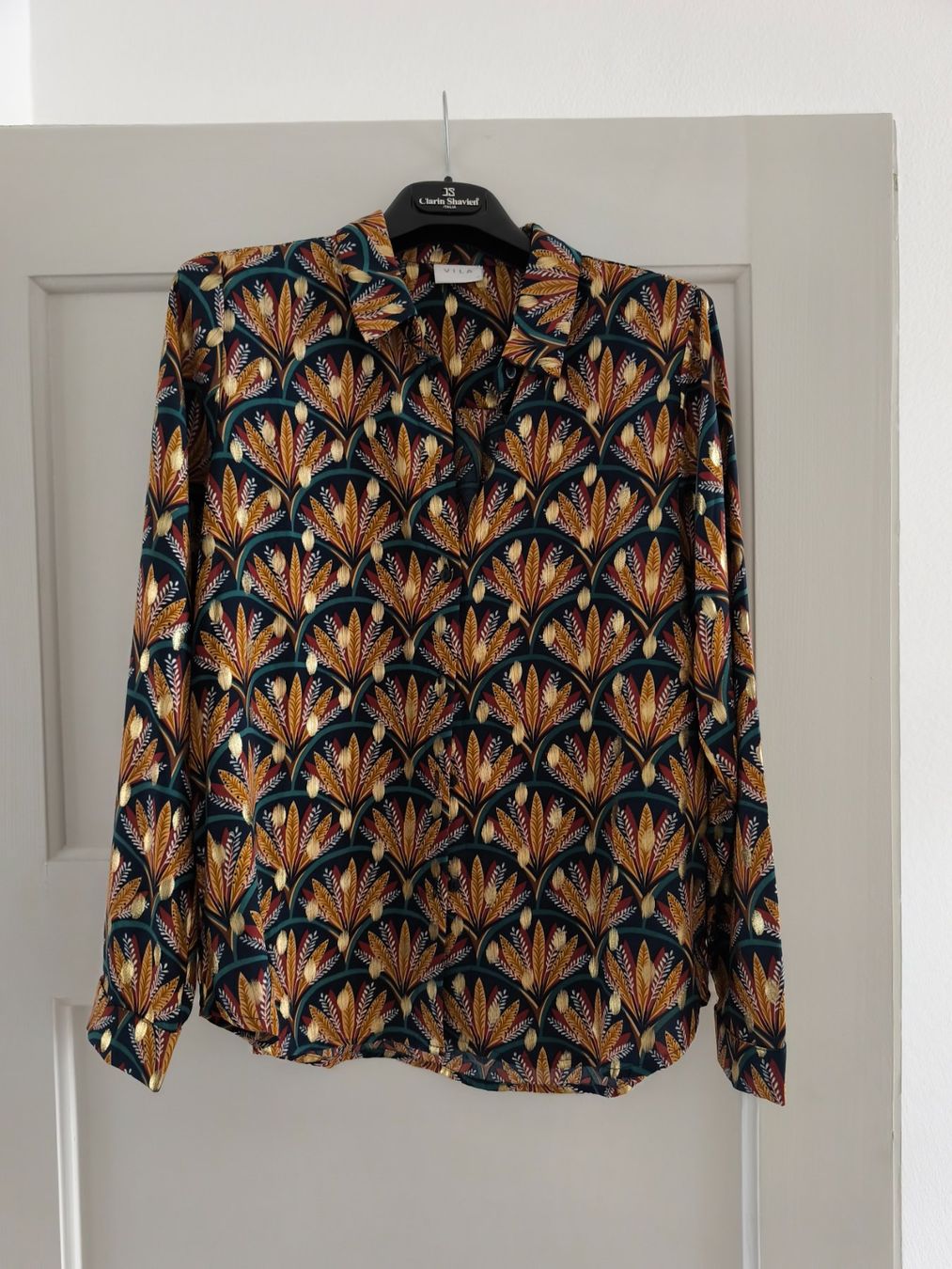 Chemisiers: Bluse mit Golddetails – D'occasion à St. Gallen par liamonmara