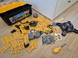 Spielzeugkran zum Zusammenbauen