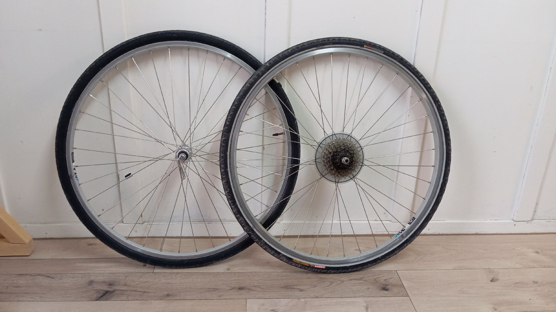 Pezzi di ricambio: roues 28" Complètes freins sur jantes  – Usato da Marin Epagnier venduto da Tatamata