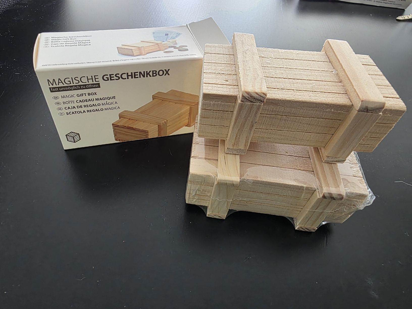 Casse di trasporto: 2 magische Geschenkboxen aus Holz – Usato da Zufikon venduto da Xelvia 1