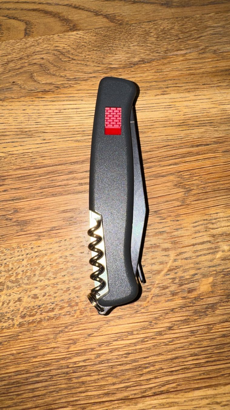Wenger Coltelli tascabile: Wenger Sackmesser mit Schere Seltenes Modell Fabrikneu – Nuovo e nell'imballaggio originale da Burgdorf venduto da Catbagger64 2