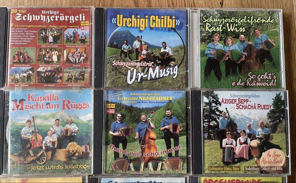 CD: CD Volksmusik – Usato da Waldstatt venduto da Cremschnitte 2