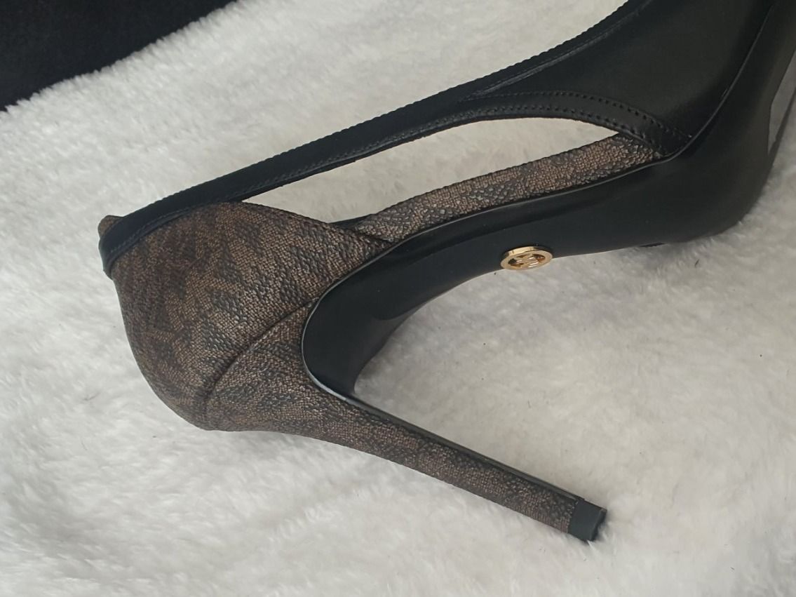 Michael Kors Scarpe da donna: Michael Kors High Heels „Nora Pump“ Gr. 40 – NEU & OVP – Nuovo e nell'imballaggio originale da Abtwil AG venduto da MaVo.0710 4