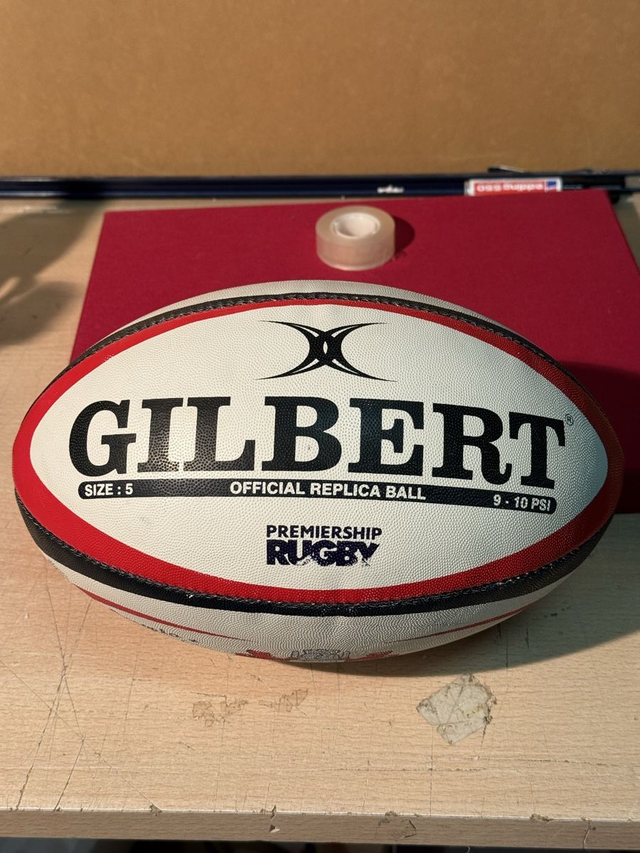 Palloni: Signed Gilbert Rugby Ball - Premiership Replica Size 5 – Usato da Lausanne venduto da artnouveau04 2