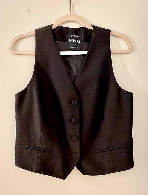 Gilet & Giacche senza maniche: MANGO Schwarze Damenweste, Gr S – Usato da Oberwil-Lieli venduto da hbailer