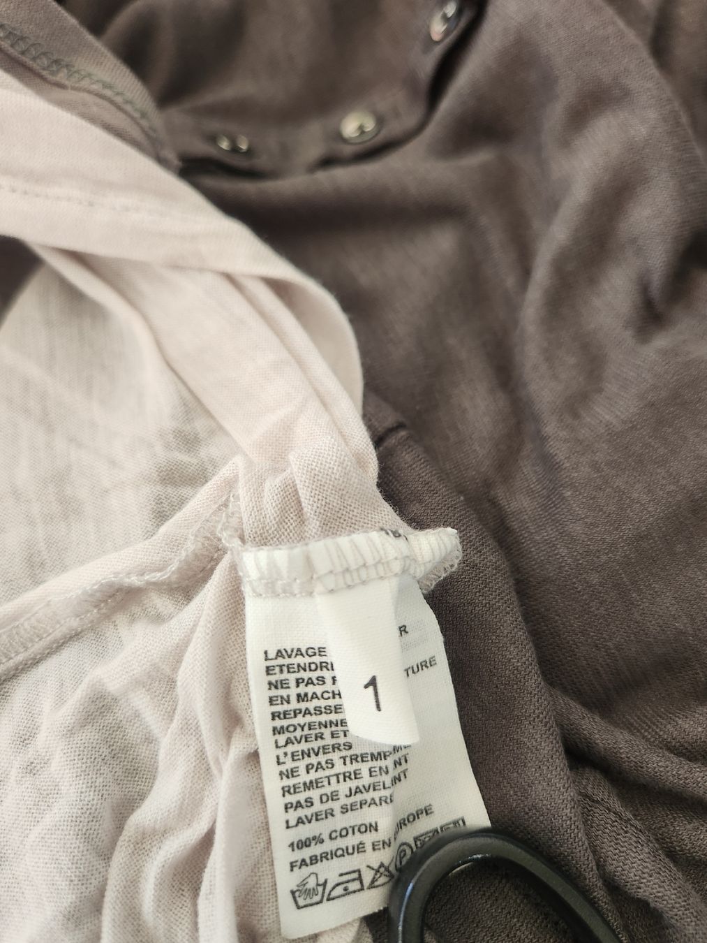 Pullover & Sweatshirts: Majestic Paris 3 pulls superposés T.1 – Gebraucht aus Lausanne von man_rw9q 5