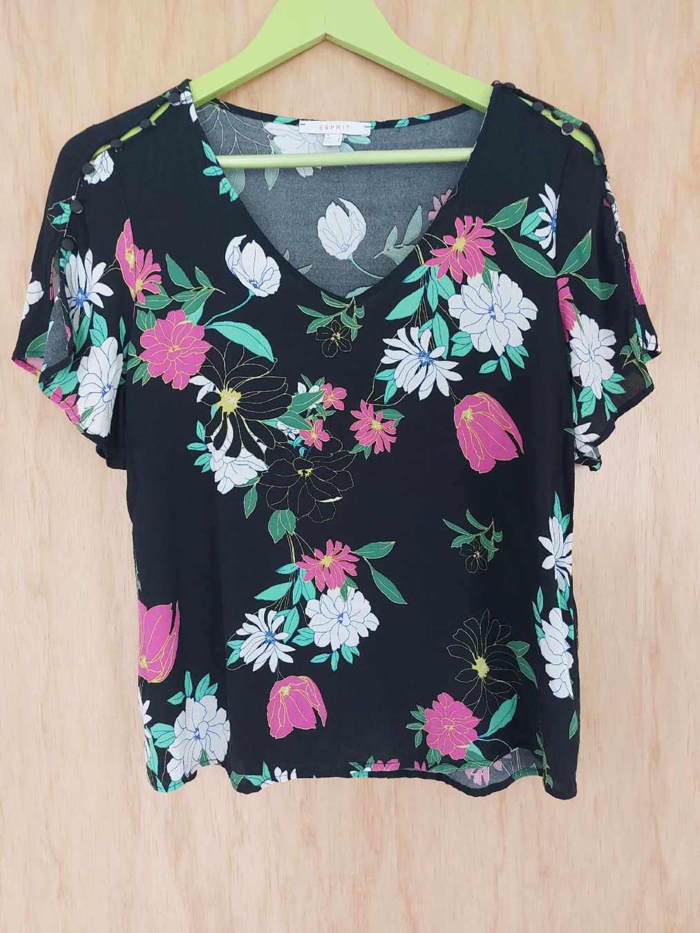 Esprit T-shirt: Esprit T'Shirt Gr.  S – Usato da Schmitten FR venduto da ReniStern