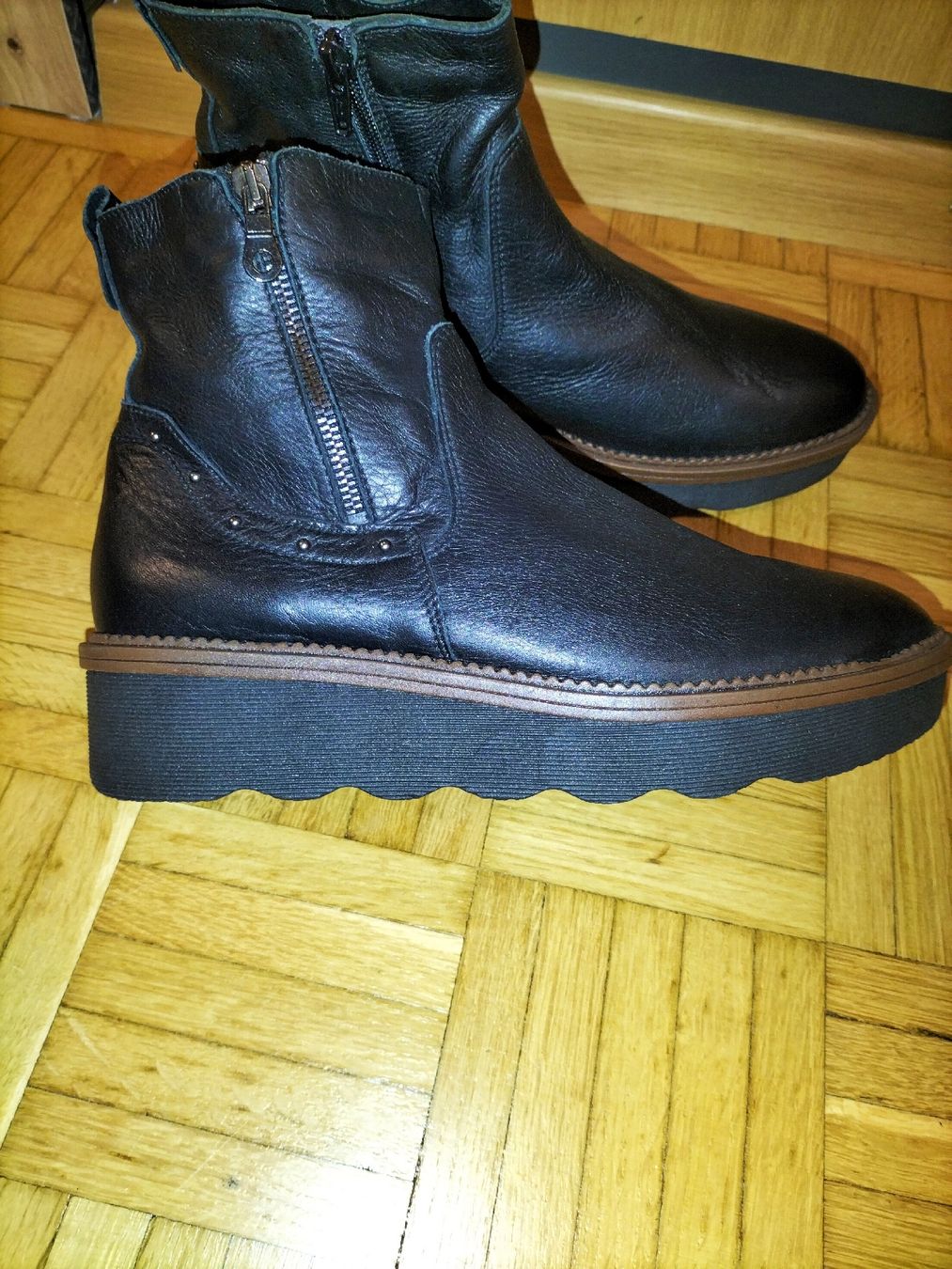 Scarpe da donna: Damen Stiefelette Grösse 40 – Nuovo (secondo la descrizione) da Goldach venduto da ami_2kwl 1