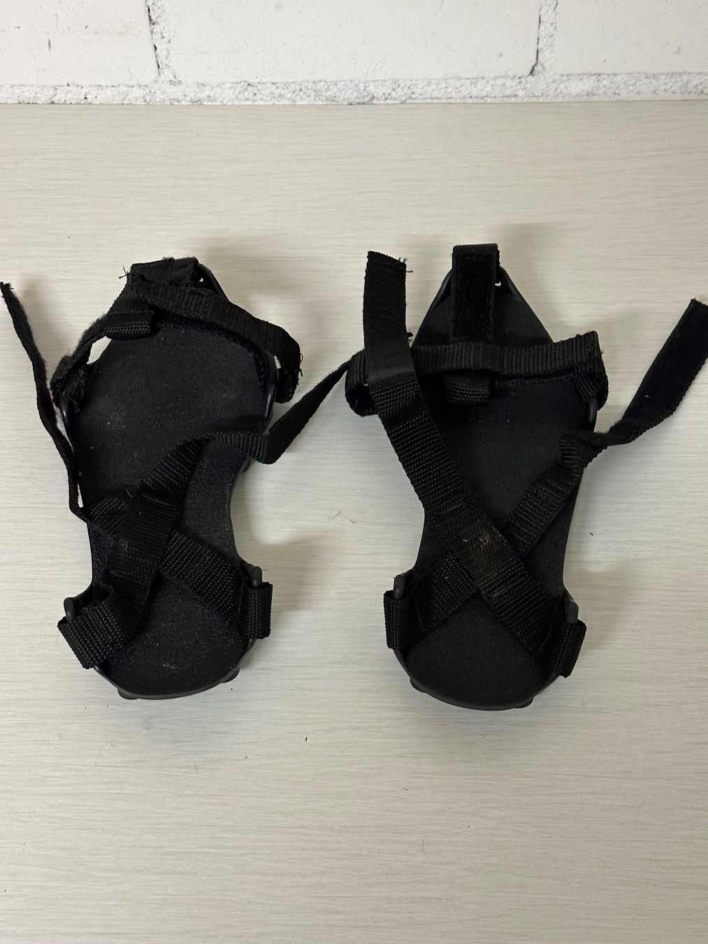 Scarpe da uomo: Gleitschutz grösse 41 – Usato da Thun venduto da jeff070