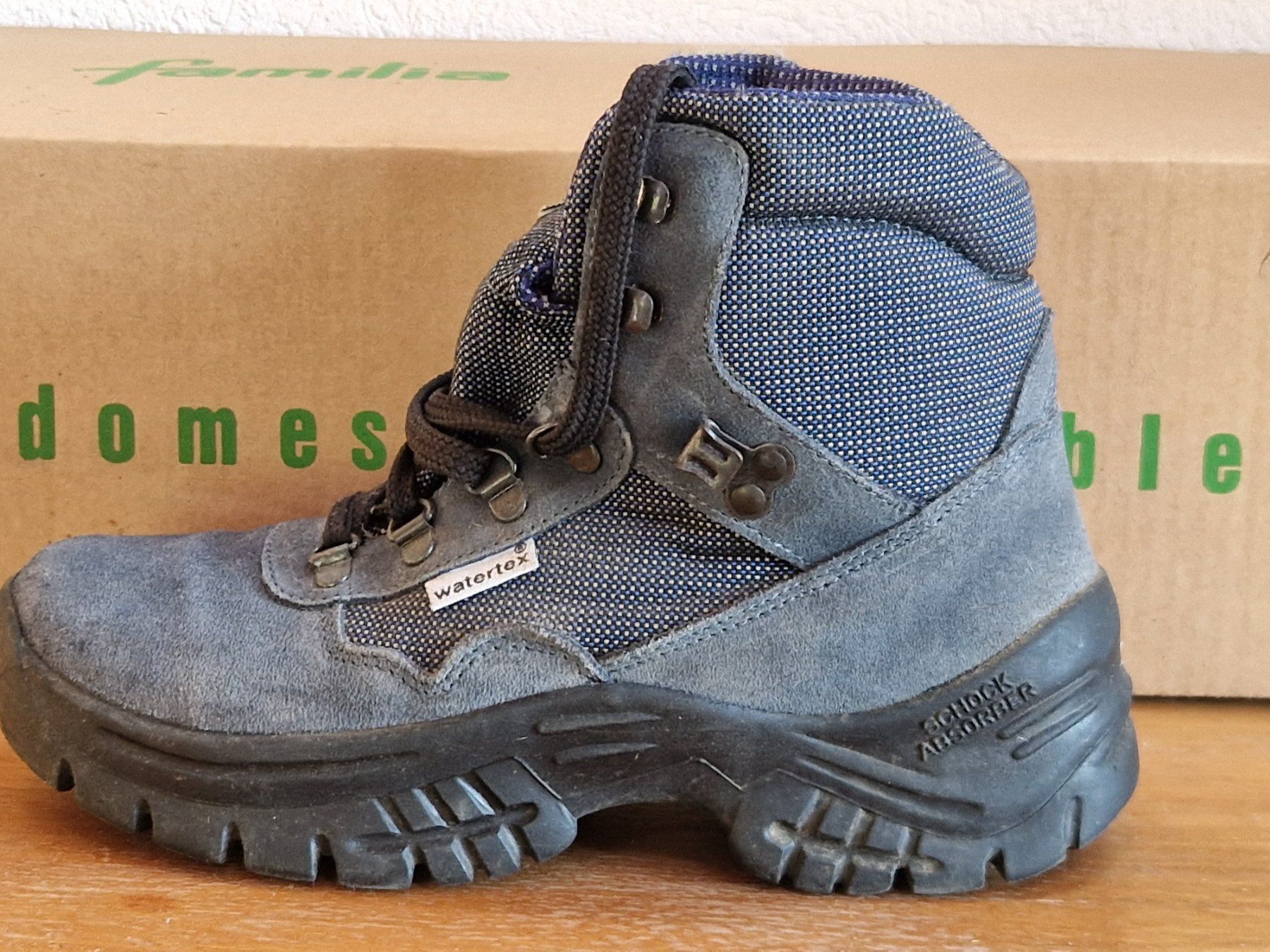Scarpe da uomo: Wanderschuhe Everest Grösse 38 gebraucht – Usato da Münsingen venduto da Geeskile