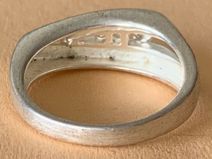 Ringe: Silberring 3 Steine klassic (gr. 55.5) – Gebraucht aus Dittingen von Bellevista 3