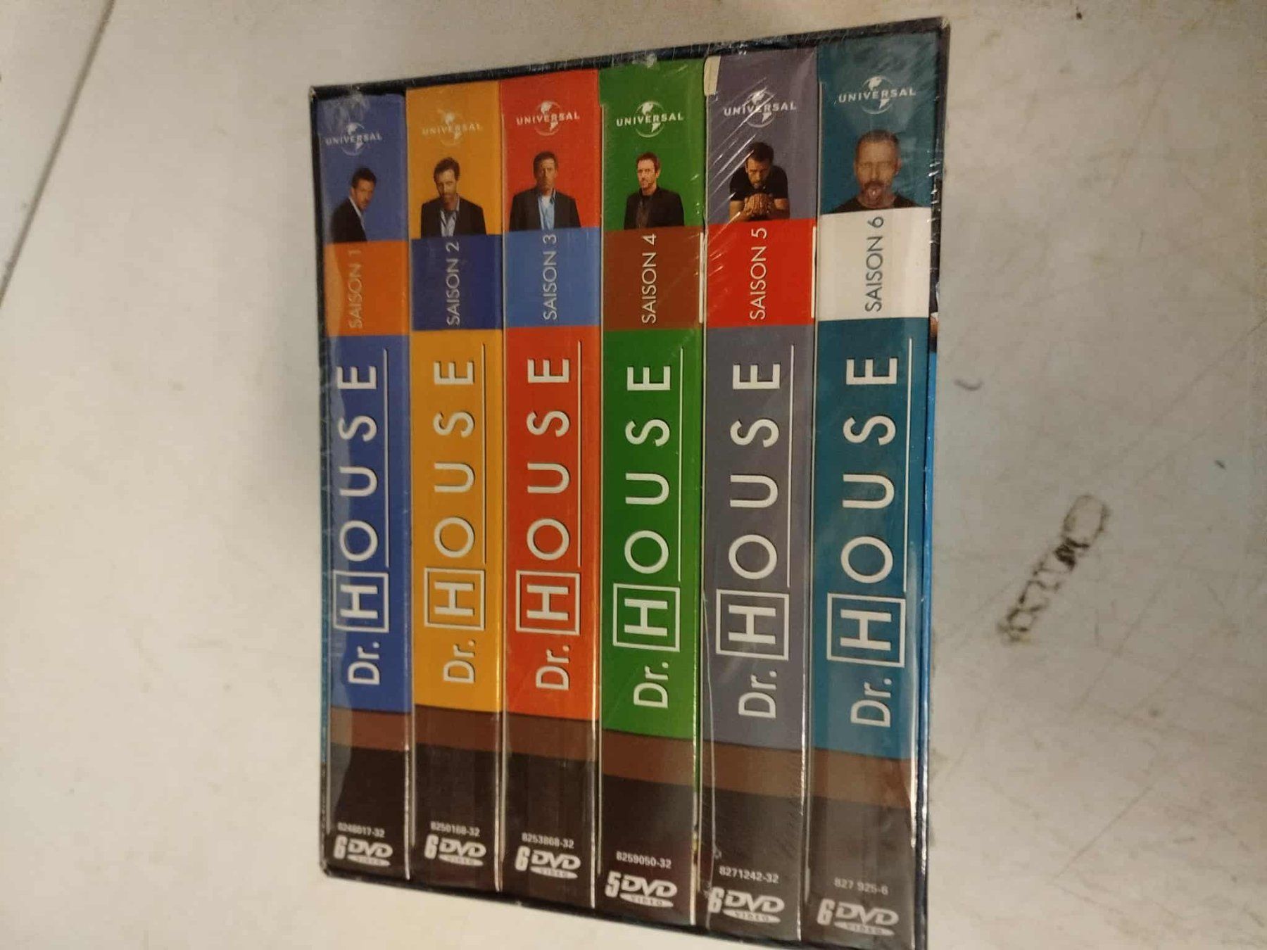 Alle DVDs: Dvd   DR.HOUSE de 1 à 6 – Gebraucht aus La Chaux-de-Fonds von Emmaus2300CDF 1