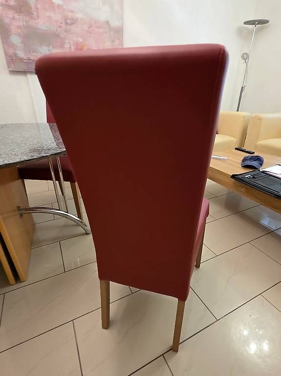 Chaises: 4 Esszimmerstühle Conforama "Boston" Kunstleder rot – D'occasion à Zürich par Spillmannr 2