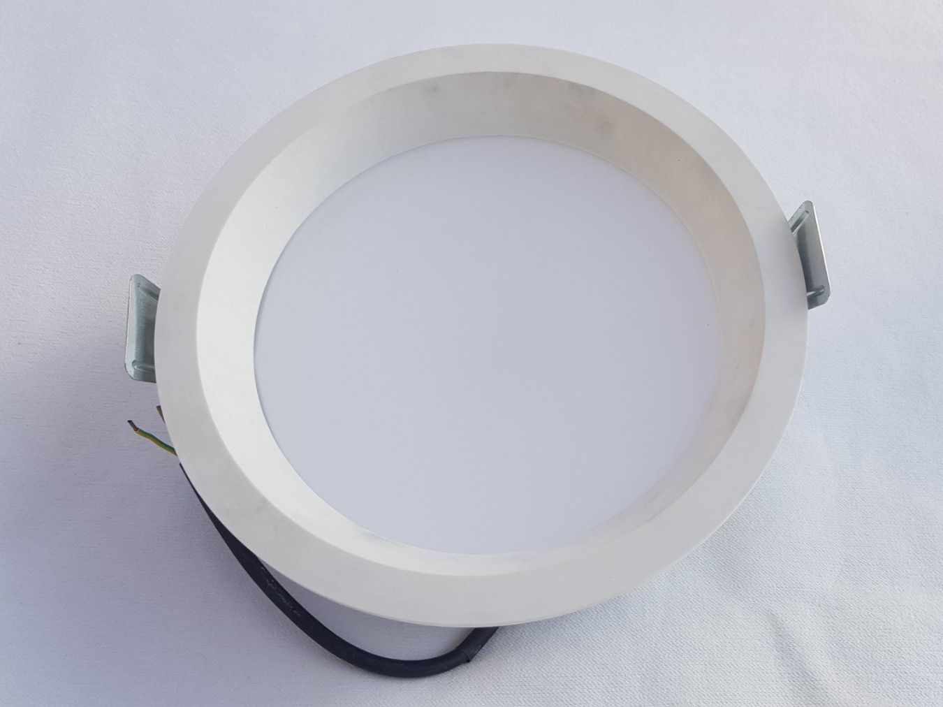 Lampade: Aurora LED Einbaustrahler, AURORA AU-DLB10019BW/40 – Nuovo e nell'imballaggio originale da Näfels venduto da BonFra
