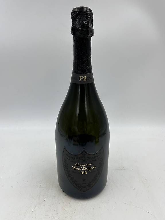 Flaconi: Bouteille factice. Champagne DonnPerognon P2 – Usato da Genève venduto da Eric1823