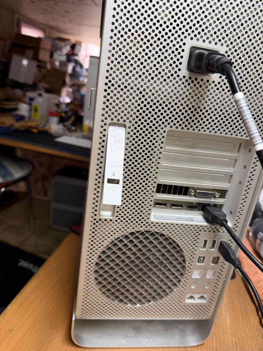 Apple PCs: MacPro 5.1 2012  Rariatät – Gebraucht aus Au SG von bah_6f5w 1