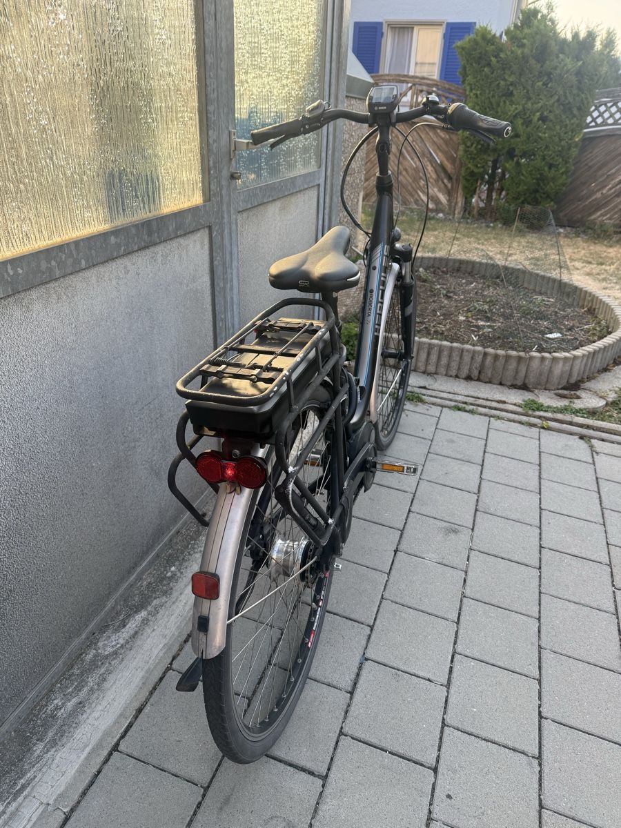 Hercules Velos: Hercules Roberta E-Bike mit Bosch Active Line Motor  – Gebraucht aus Oberentfelden von speed_71 6