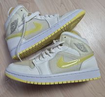 Nike Air Jordan Mid 1 SE " Voltage Yellow " Grösse 40.5