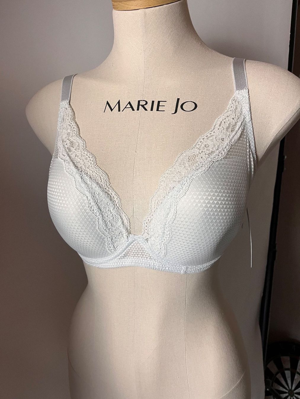 Passionata Altra biancheria intima: PASSIONATA, Schalen-BH, Grösse 75E, Farbe Hellblau – Nuovo e nell'imballaggio originale da Rudolfstetten venduto da gst_g7xl