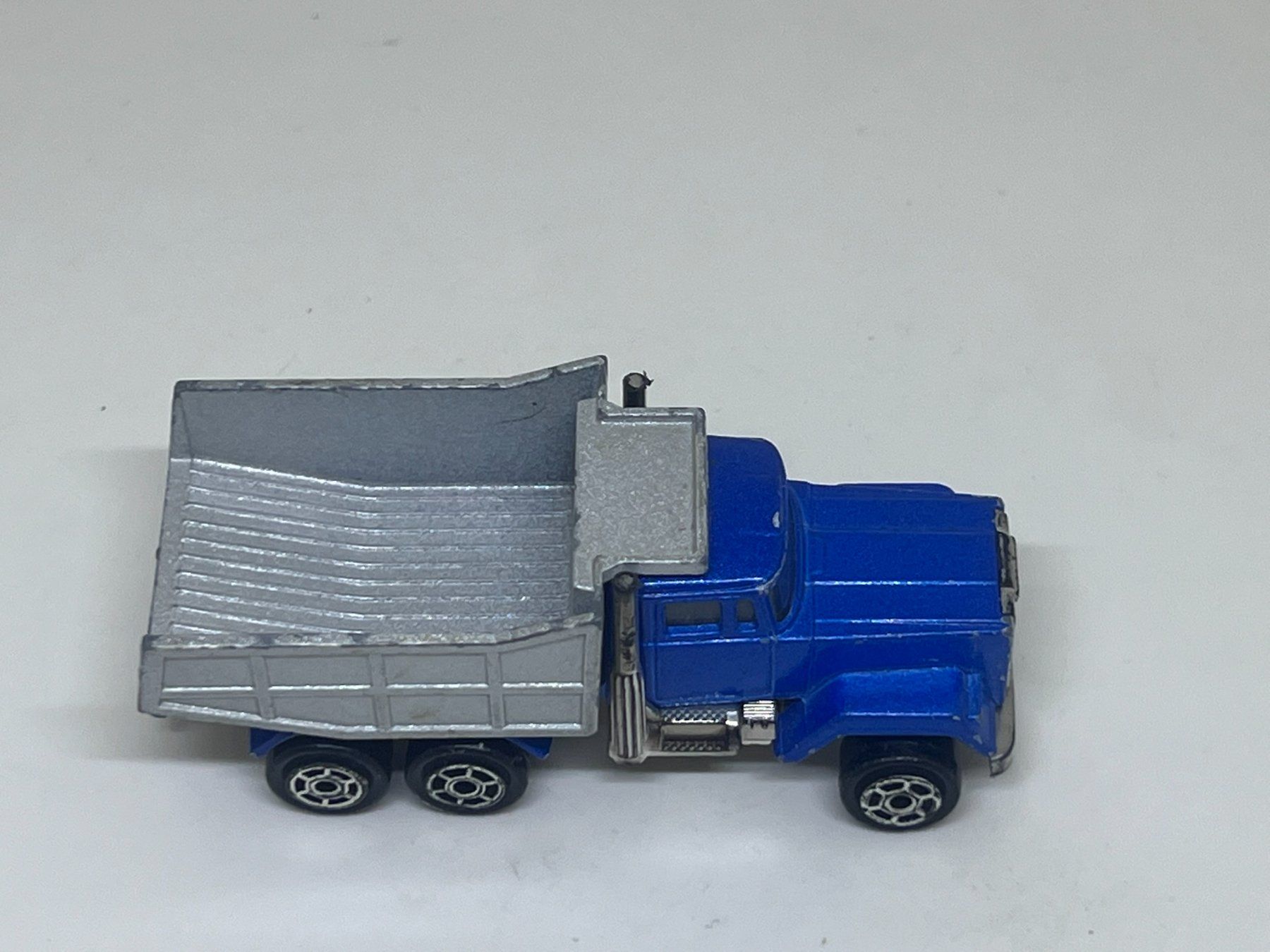 Majorette Modellautos: Majorette Truck #501 – Gebraucht aus Wildegg von LaaBoutique 1