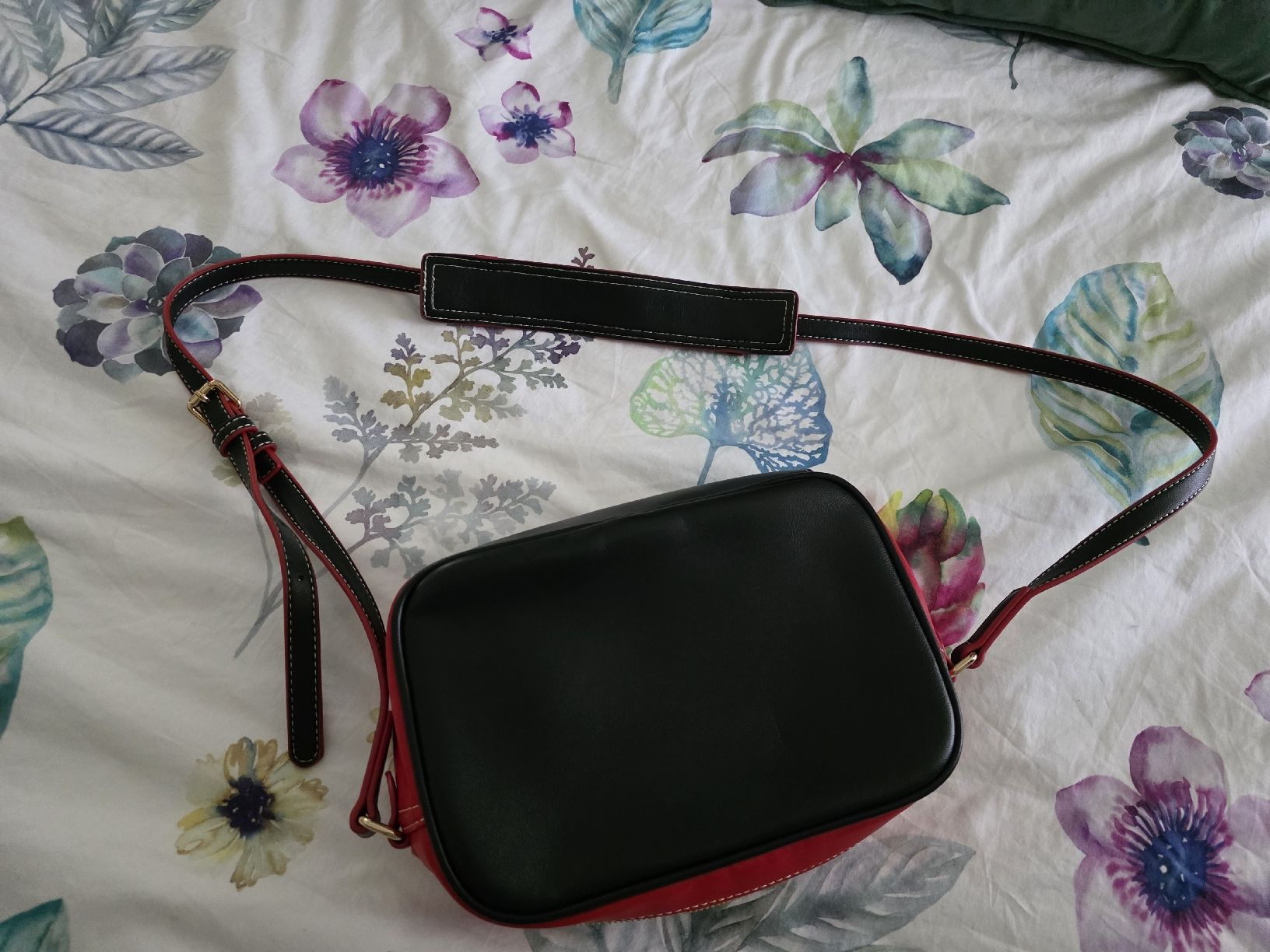 Borse da donna: Kleine Tasche – Usato da Itingen venduto da bea_bxv5 1