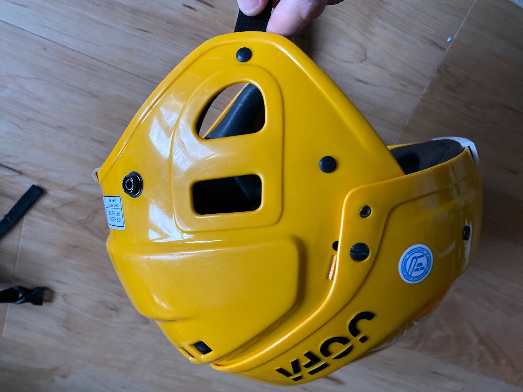 Caschi: rar jofa eishockeyhelm 395 junior – Usato da Appenzell venduto da classiccyclingkits 4