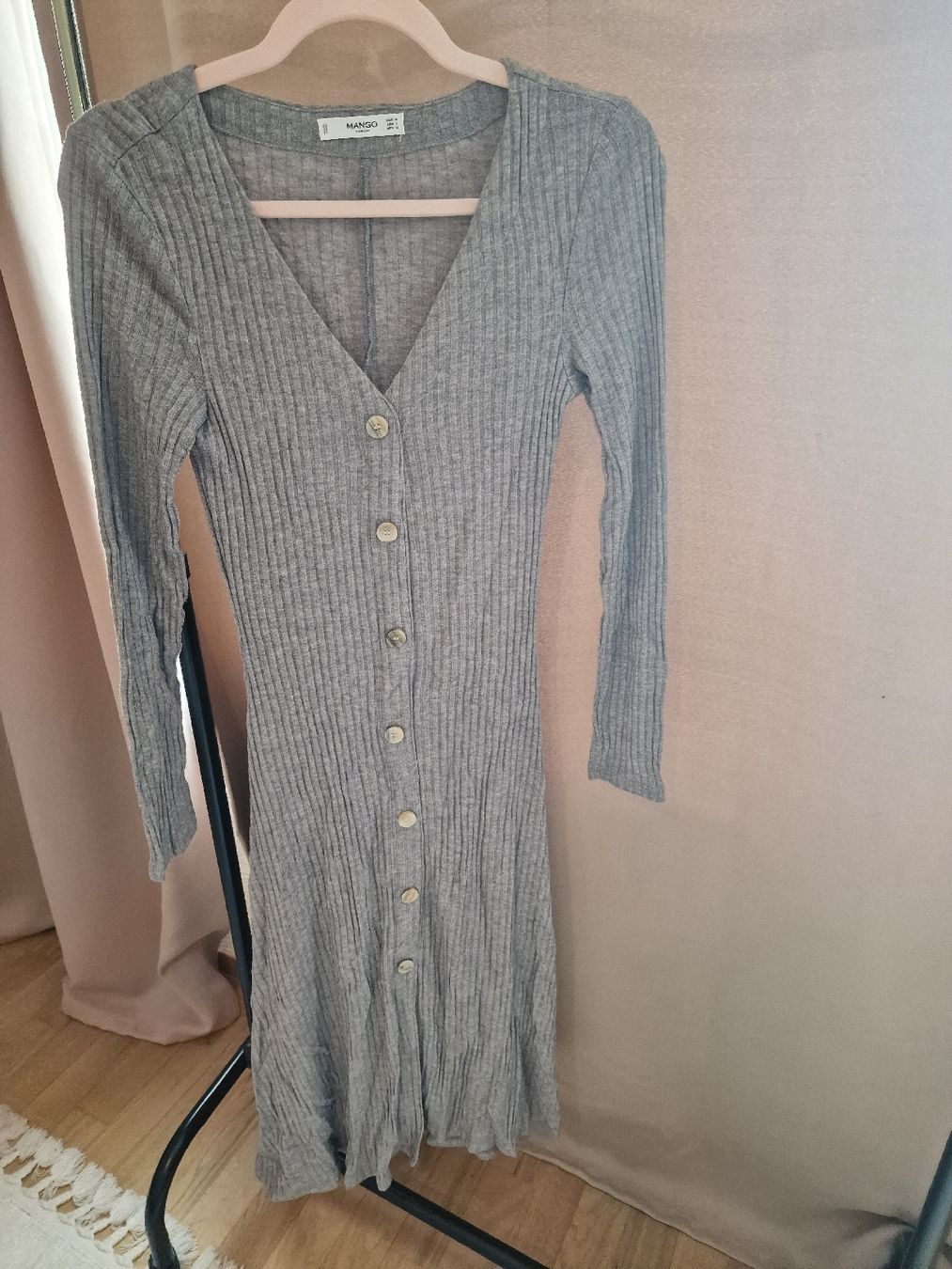 Mango Robes: Mango Strickkleid grau – Neuf (Voir description) à Balgach par kimo1