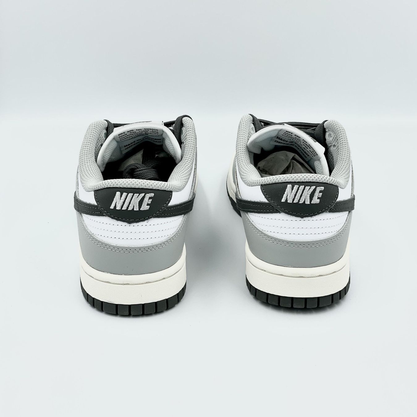 Nike Scarpe da donna: Nike Dunk Low Light Smoke Grey EU 38 – Nuovo e nell'imballaggio originale da Erlinsbach venduto da sasneakers 1