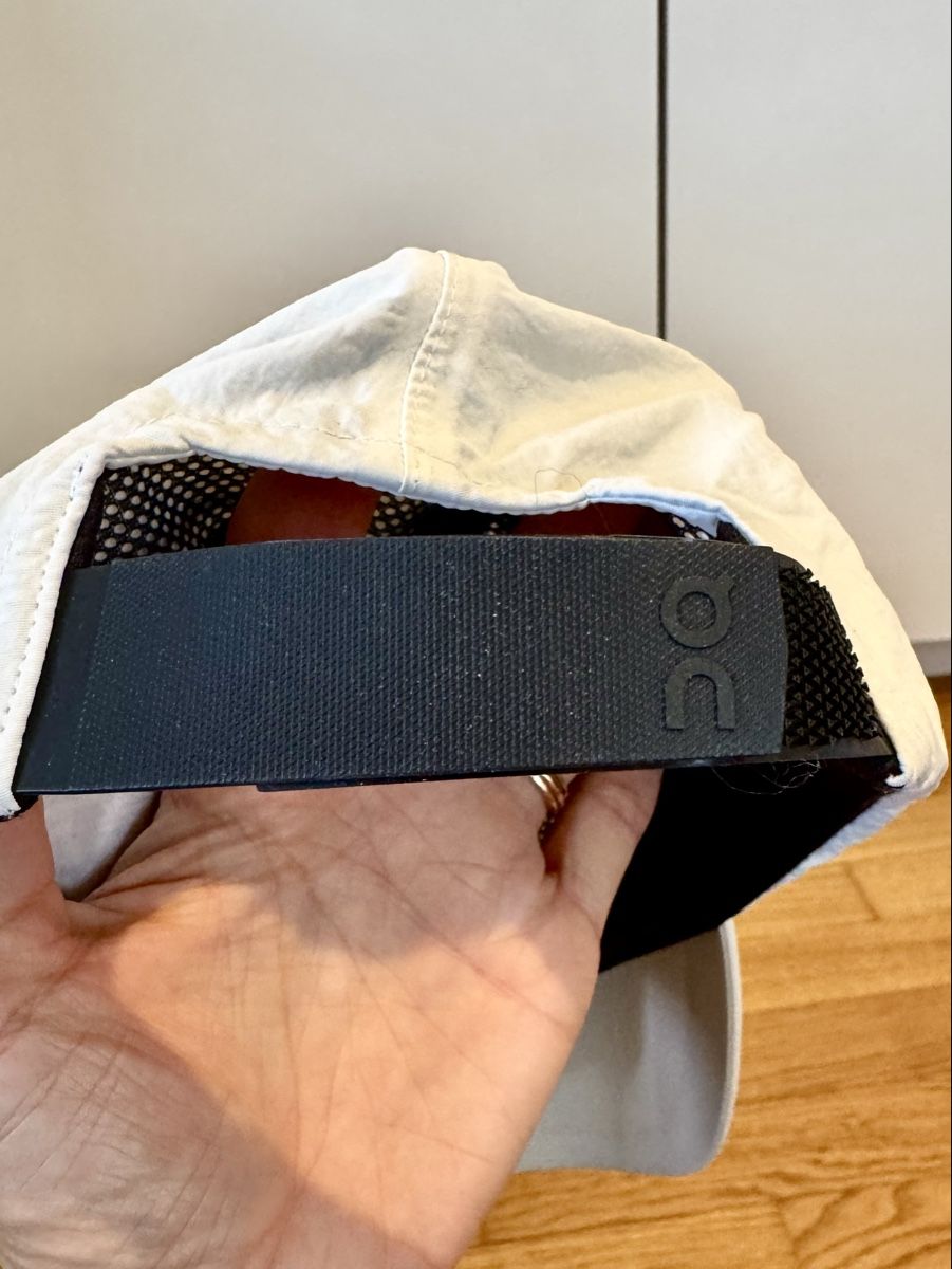 Hüte, Mützen & Caps: On Cap - White – Gebraucht aus Küsnacht ZH von lia_lf7y 3