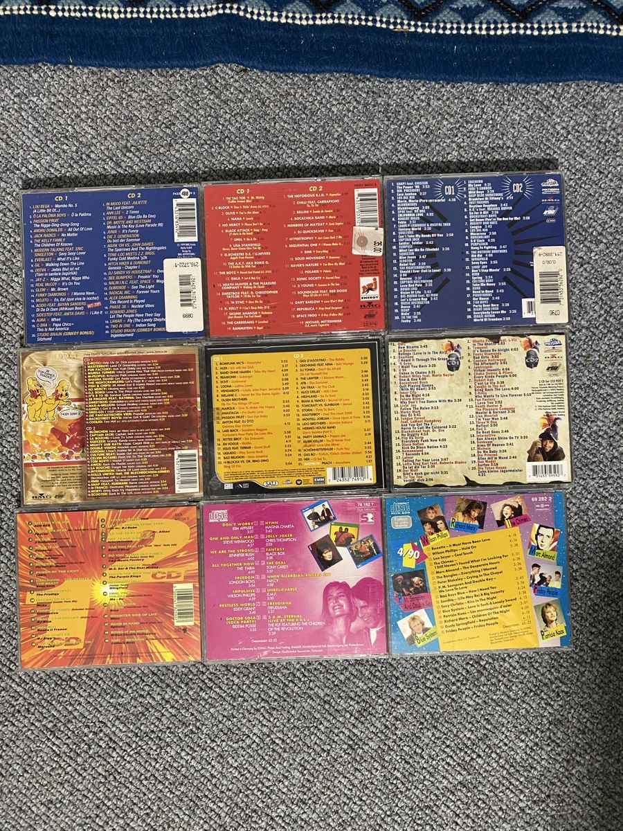 CDs: 22 CD Sampler, Hits der 90er – Gebraucht aus Diessbach b. Büren von cowansville 2
