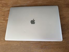 MacBook Pro 16” 2019 · i9 · 32GB · 2TB SSD