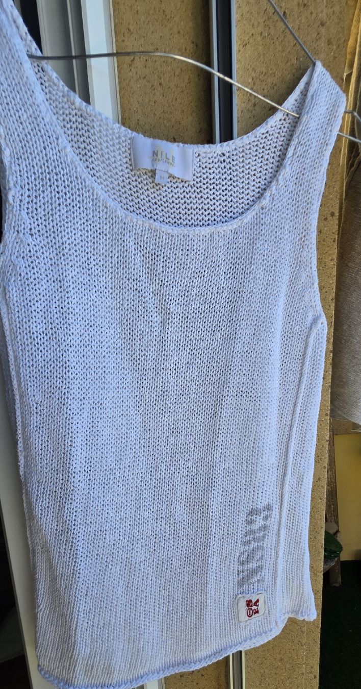 Nile Tops: Débardeur Nile Taille M Blanc – D'occasion à Yverdon-les-Bains par van_dq65 5
