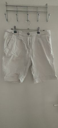 Kurze Hose weiss Grösse 38