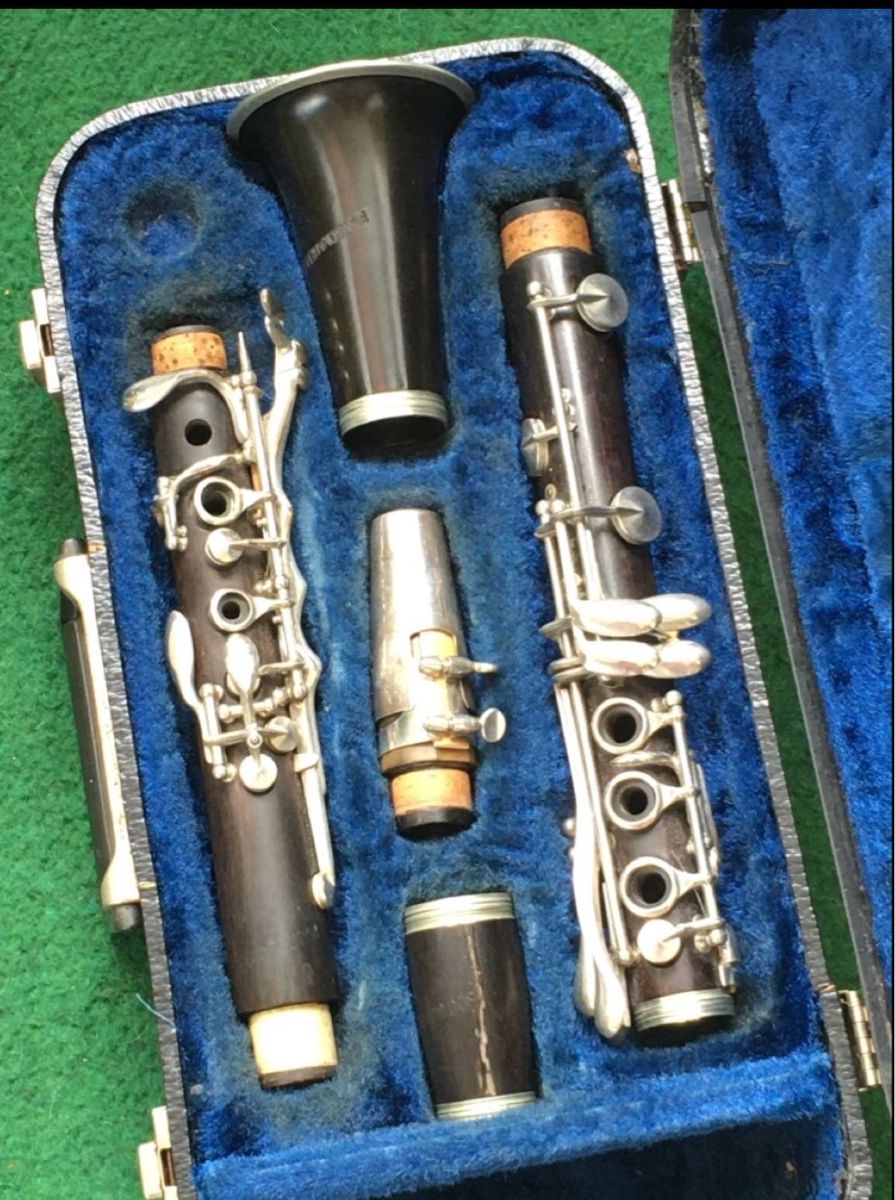Musikinstrumente: Klarinette „MONTOVANELLI“ – Gebraucht aus Wangen b. Olten von Finolino28