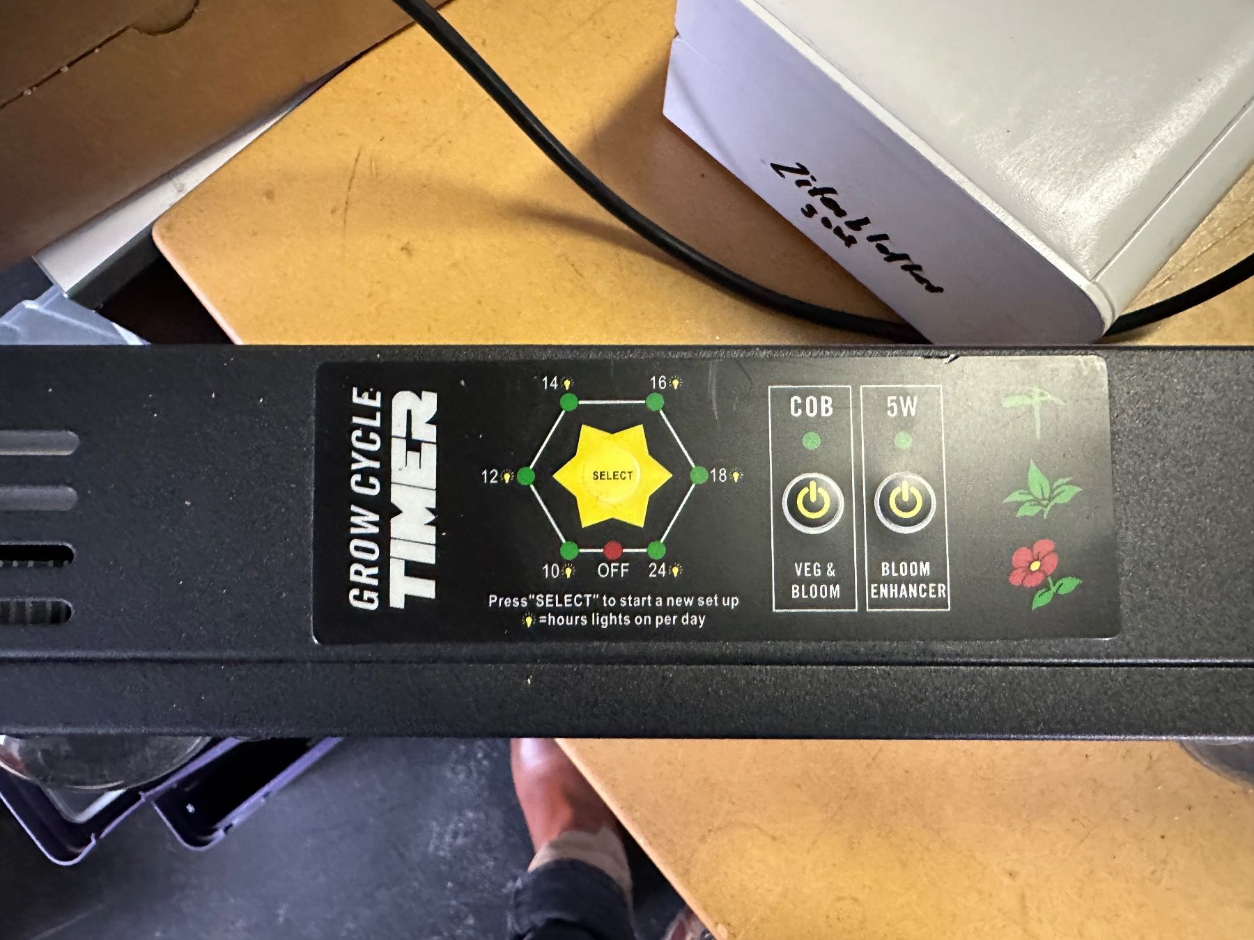 Lampes: Grow Lampe Alien Gardening – D'occasion à Brügg BE par TSP02 1