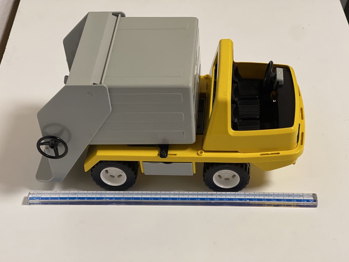 Playmobil Giocattoli: Playmobil Müllwagen – Usato da Gelterkinden venduto da cobra0110