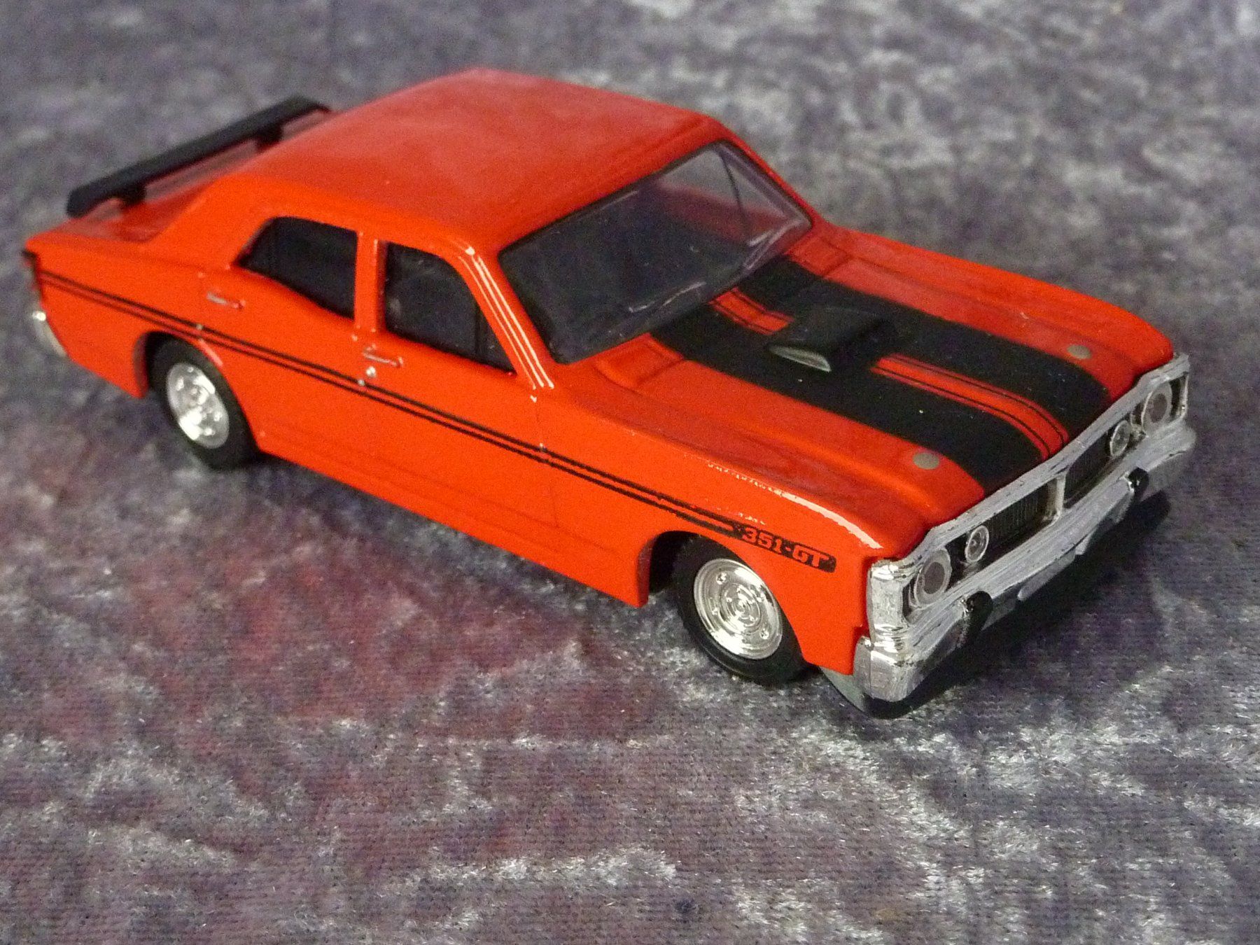 Ford Modellautos: Ford Falcon GTHO  1:43 – Neu und originalverpackt aus Dürrenäsch von modellautos4you 4