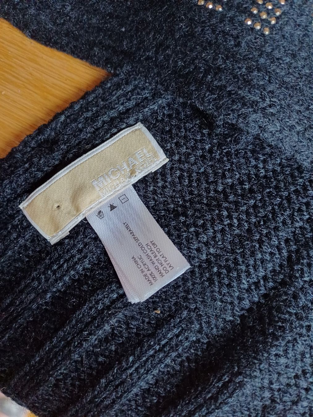 Michael Kors Foulard & Sciarpe: Sciarpa invernale Michael Kors – Usato da Massagno venduto da rob_spz5 1