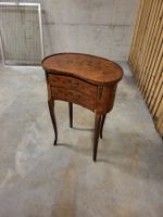 Table de chevet ancienne