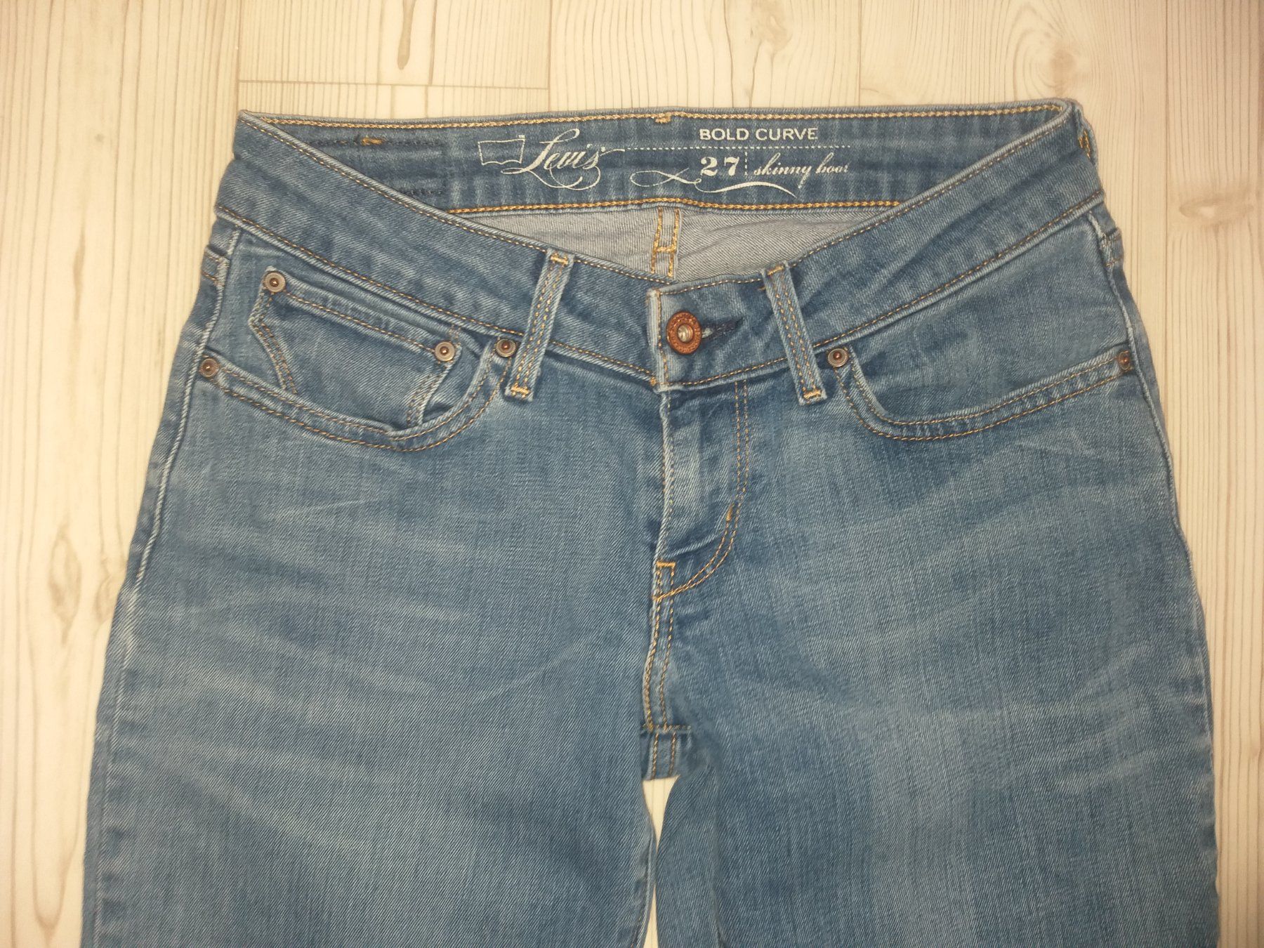 Levi's Jeans: LEVIS STRAUSS BOLD CURVE  Jeans  Taille / Grosse W27 – Usato da Cossonay-ville venduto da Super-Price-Quality 1
